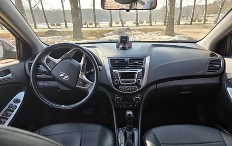 Hyundai Solaris II рестайлинг, 2015 год, 1 250 000 рублей, 4 фотография