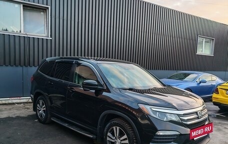 Honda Pilot III рестайлинг, 2017 год, 2 800 000 рублей, 4 фотография
