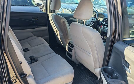 Honda Pilot III рестайлинг, 2017 год, 2 800 000 рублей, 21 фотография