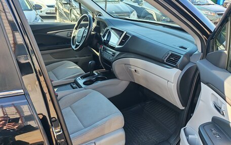 Honda Pilot III рестайлинг, 2017 год, 2 800 000 рублей, 22 фотография