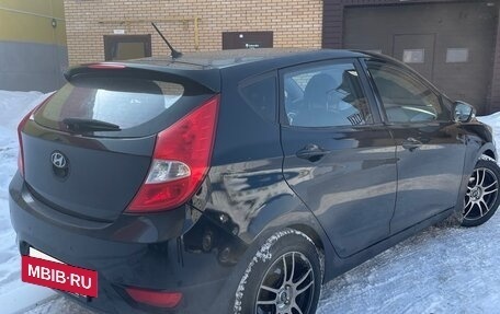 Hyundai Solaris II рестайлинг, 2011 год, 570 000 рублей, 7 фотография