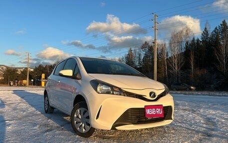 Toyota Vitz, 2014 год, 900 000 рублей, 1 фотография