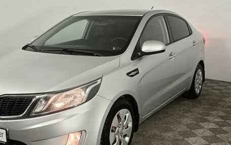 KIA Rio III рестайлинг, 2014 год, 890 000 рублей, 22 фотография