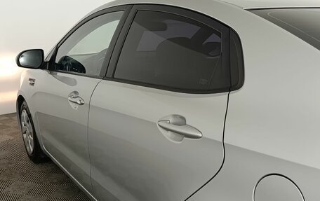 KIA Rio III рестайлинг, 2014 год, 890 000 рублей, 21 фотография