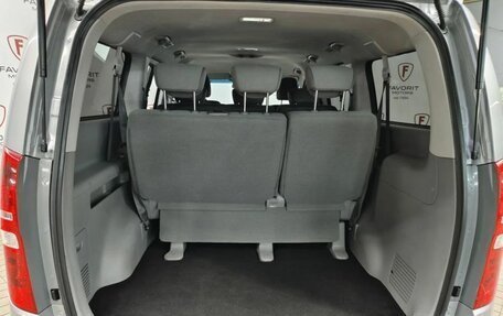 Hyundai H-1 II рестайлинг, 2013 год, 1 849 000 рублей, 19 фотография