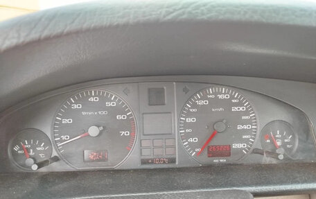 Audi 100, 1992 год, 580 000 рублей, 2 фотография