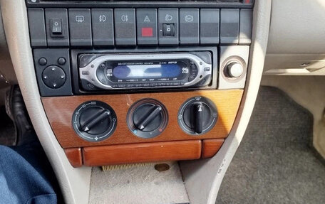 Audi 100, 1992 год, 580 000 рублей, 6 фотография