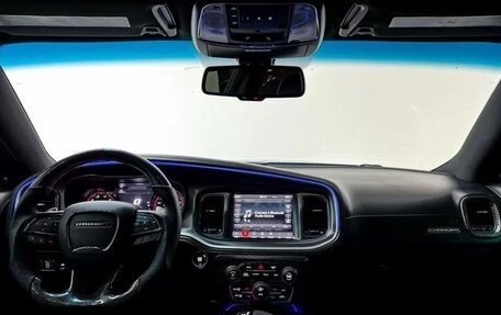 Dodge Charger, 2019 год, 5 200 000 рублей, 7 фотография