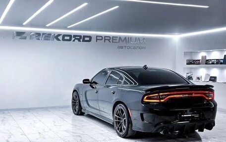 Dodge Charger, 2019 год, 5 200 000 рублей, 19 фотография