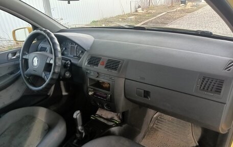 Skoda Fabia I, 2002 год, 375 000 рублей, 9 фотография