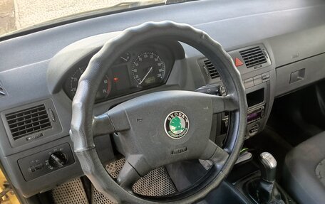 Skoda Fabia I, 2002 год, 375 000 рублей, 13 фотография