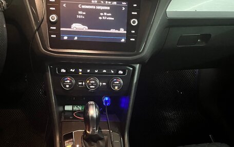 Volkswagen Tiguan II, 2017 год, 1 900 000 рублей, 4 фотография