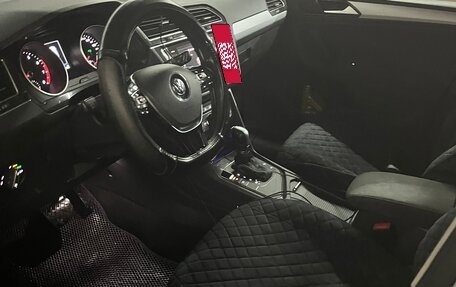 Volkswagen Tiguan II, 2017 год, 1 900 000 рублей, 11 фотография