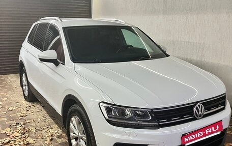 Volkswagen Tiguan II, 2017 год, 1 900 000 рублей, 13 фотография