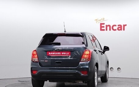 Chevrolet Trax, 2022 год, 1 180 000 рублей, 2 фотография