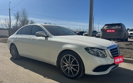 Mercedes-Benz E-Класс, 2018 год, 3 400 000 рублей, 1 фотография