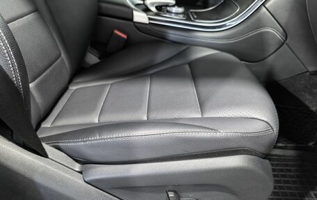 Mercedes-Benz GLC, 2018 год, 3 799 900 рублей, 17 фотография