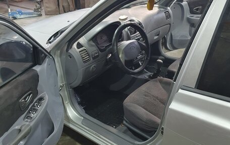 Hyundai Accent II, 2005 год, 235 000 рублей, 5 фотография