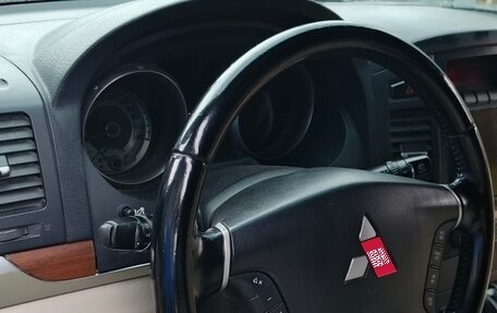 Mitsubishi Pajero IV, 2008 год, 1 500 000 рублей, 11 фотография