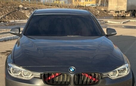 BMW 3 серия, 2018 год, 2 000 000 рублей, 3 фотография