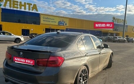 BMW 3 серия, 2018 год, 2 000 000 рублей, 4 фотография