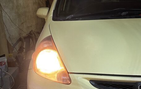 Honda Fit III, 2001 год, 150 000 рублей, 3 фотография