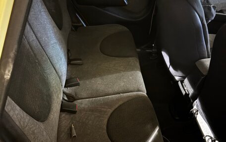 Honda Fit III, 2001 год, 150 000 рублей, 10 фотография