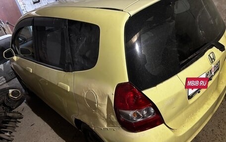 Honda Fit III, 2001 год, 150 000 рублей, 12 фотография