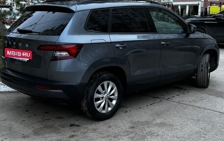 Skoda Karoq I, 2021 год, 2 600 000 рублей, 2 фотография