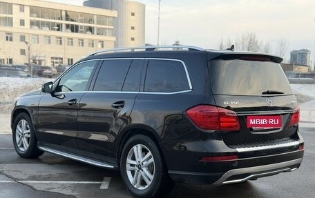 Mercedes-Benz GL-Класс, 2014 год, 2 800 000 рублей, 4 фотография