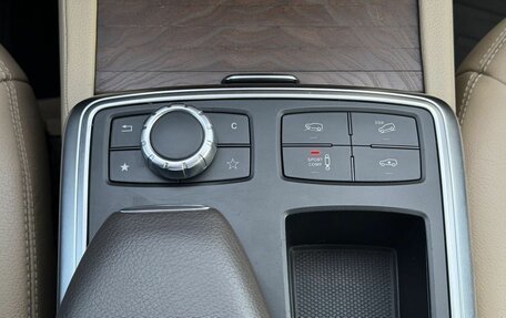 Mercedes-Benz GL-Класс, 2014 год, 2 800 000 рублей, 29 фотография