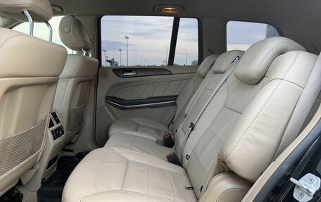 Mercedes-Benz GL-Класс, 2014 год, 2 800 000 рублей, 32 фотография