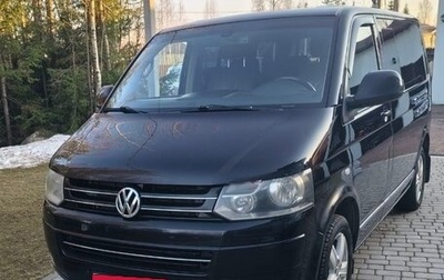 Volkswagen Multivan T5, 2011 год, 2 290 000 рублей, 1 фотография