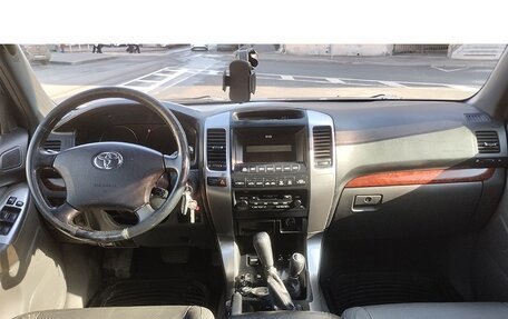 Toyota Land Cruiser Prado 120 рестайлинг, 2003 год, 1 600 000 рублей, 2 фотография