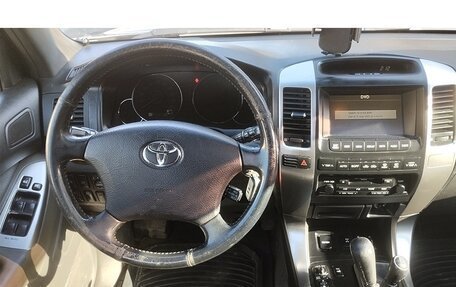 Toyota Land Cruiser Prado 120 рестайлинг, 2003 год, 1 600 000 рублей, 13 фотография