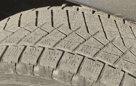 Toyota Land Cruiser Prado 120 рестайлинг, 2003 год, 1 600 000 рублей, 29 фотография