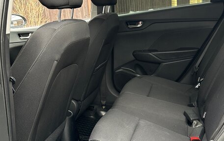 Hyundai Solaris II рестайлинг, 2017 год, 1 200 000 рублей, 28 фотография