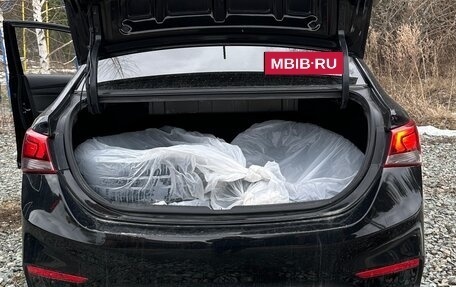 Hyundai Solaris II рестайлинг, 2017 год, 1 200 000 рублей, 21 фотография