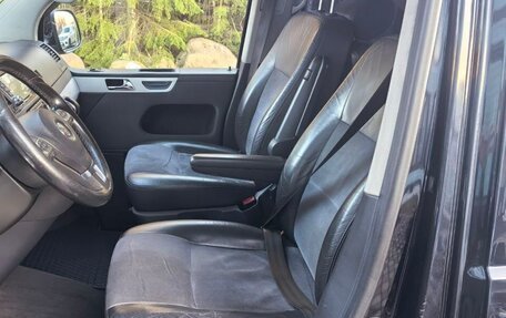 Volkswagen Multivan T5, 2011 год, 2 290 000 рублей, 8 фотография