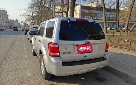 Ford Escape II, 2010 год, 760 000 рублей, 2 фотография