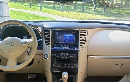 Infiniti FX II, 2012 год, 1 620 000 рублей, 6 фотография