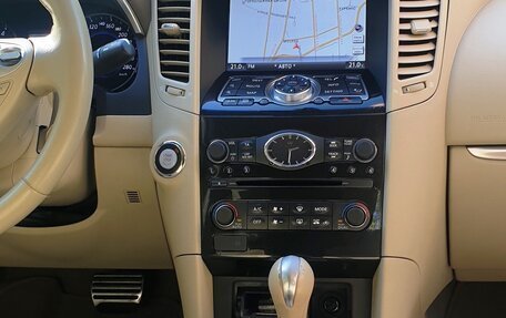 Infiniti FX II, 2012 год, 1 620 000 рублей, 7 фотография