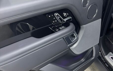 Land Rover Range Rover IV рестайлинг, 2021 год, 9 888 000 рублей, 5 фотография