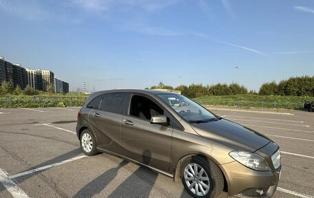 Mercedes-Benz B-Класс, 2012 год, 1 230 000 рублей, 2 фотография