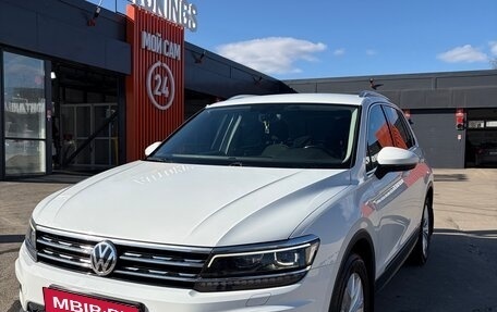 Volkswagen Tiguan II, 2017 год, 2 490 000 рублей, 1 фотография
