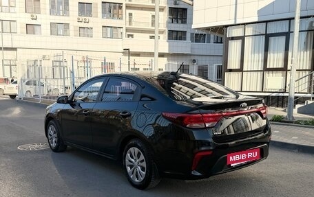 KIA Rio IV, 2017 год, 1 340 000 рублей, 6 фотография