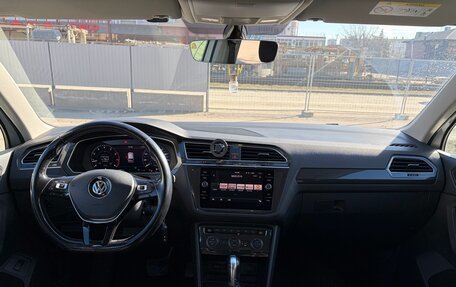 Volkswagen Tiguan II, 2017 год, 2 490 000 рублей, 12 фотография