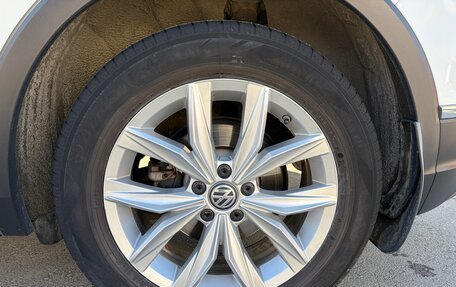 Volkswagen Tiguan II, 2017 год, 2 490 000 рублей, 11 фотография