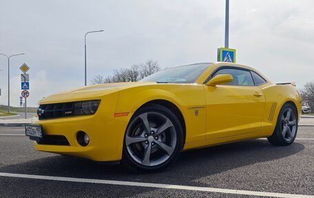 Chevrolet Camaro IV, 2011 год, 2 250 000 рублей, 2 фотография