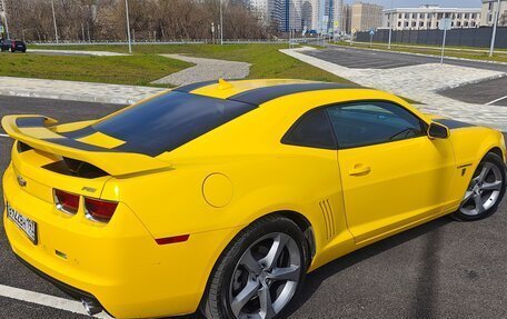 Chevrolet Camaro IV, 2011 год, 2 250 000 рублей, 10 фотография
